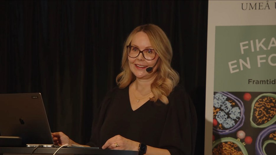 Film: Christina West: Bakteriers barnkalas – festlig start på friskt liv