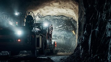 Ett arbetsfordon i en gruva.