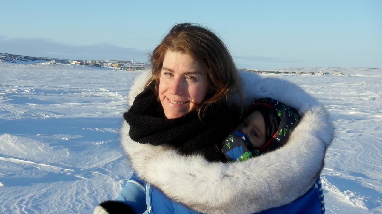 Caroline Hervré i ett snölandskap