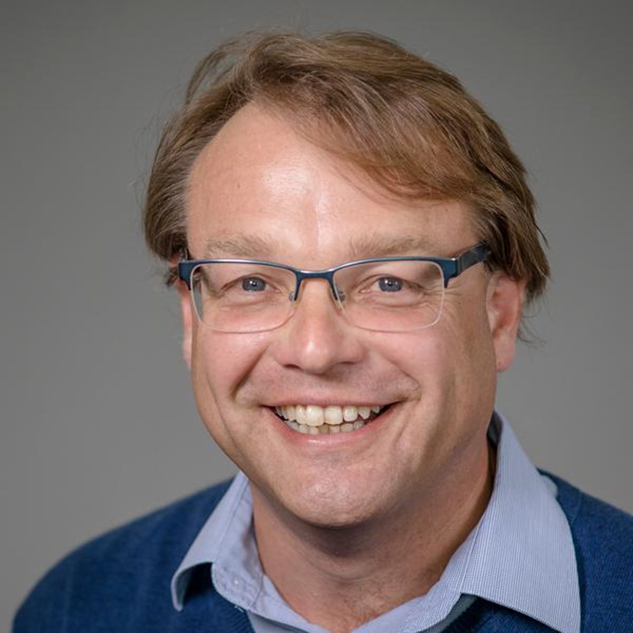 Portr&auml;tt p&aring; Oliver Billker, anknuten som professor till Institutionen f&ouml;r molekyl&auml;rbiologi, Ume&aring; universitet.