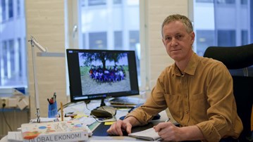 Göran BostedtProfessor vid Handelshögskolan vid Umeå universitetEnhet: Nationalekonomi