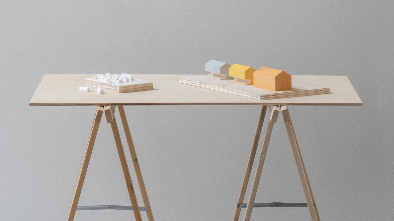 Context model (left) and concept model (right).