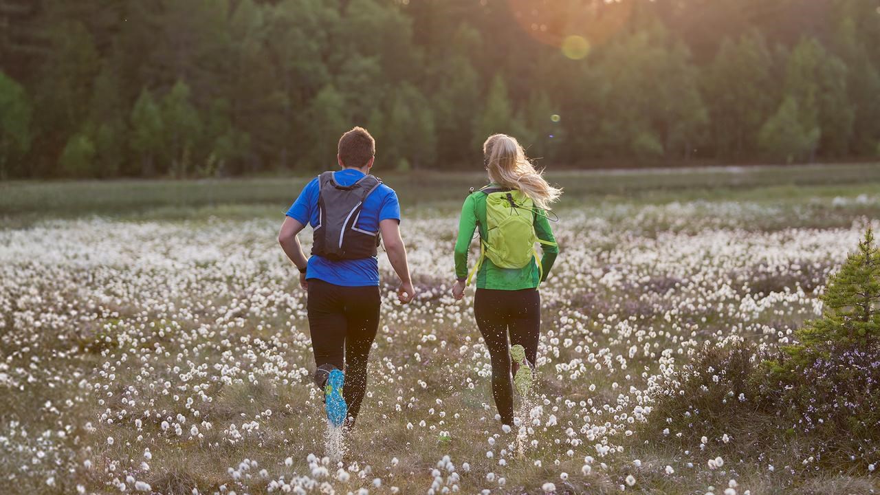 joggare i naturen