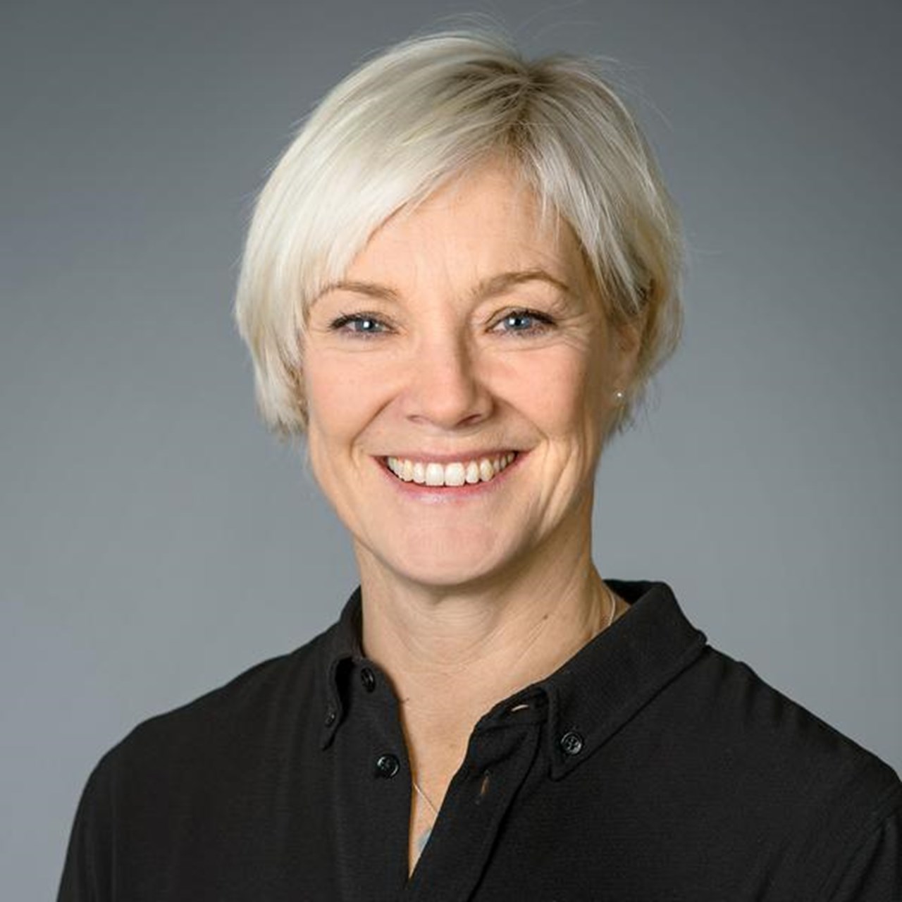 Portr&auml;tt p&aring; Pernilla Lundberg, Institutionen f&ouml;r odontologi vid Ume&aring; universitet.