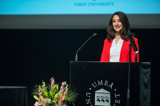 Sarah Mohammedi, alumn vid Umeå universitet.