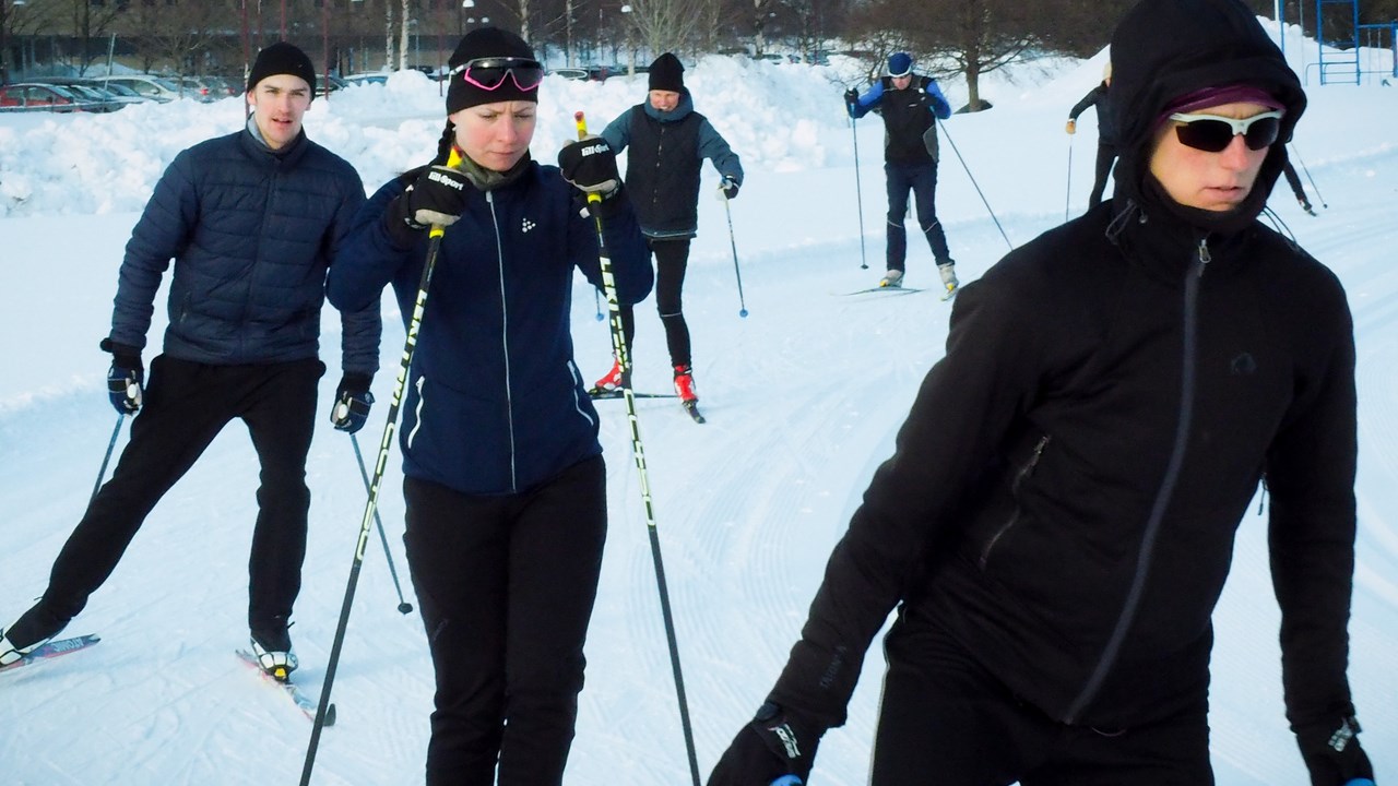 Fullt ös på campusängarna.