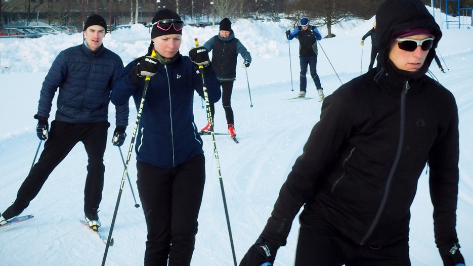 Fullt ös på campusängarna.