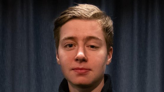 Elis Lundholm satsar på dubbla karriärer vid Umeå universitet