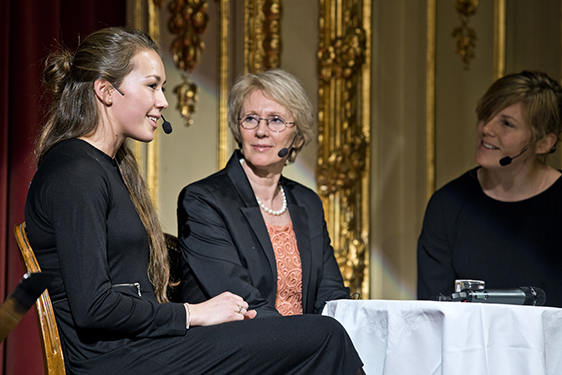 Elin Landström, Lena Gustafsson och Helena Jansson samtalar om att kombinera elitidrott och studier.