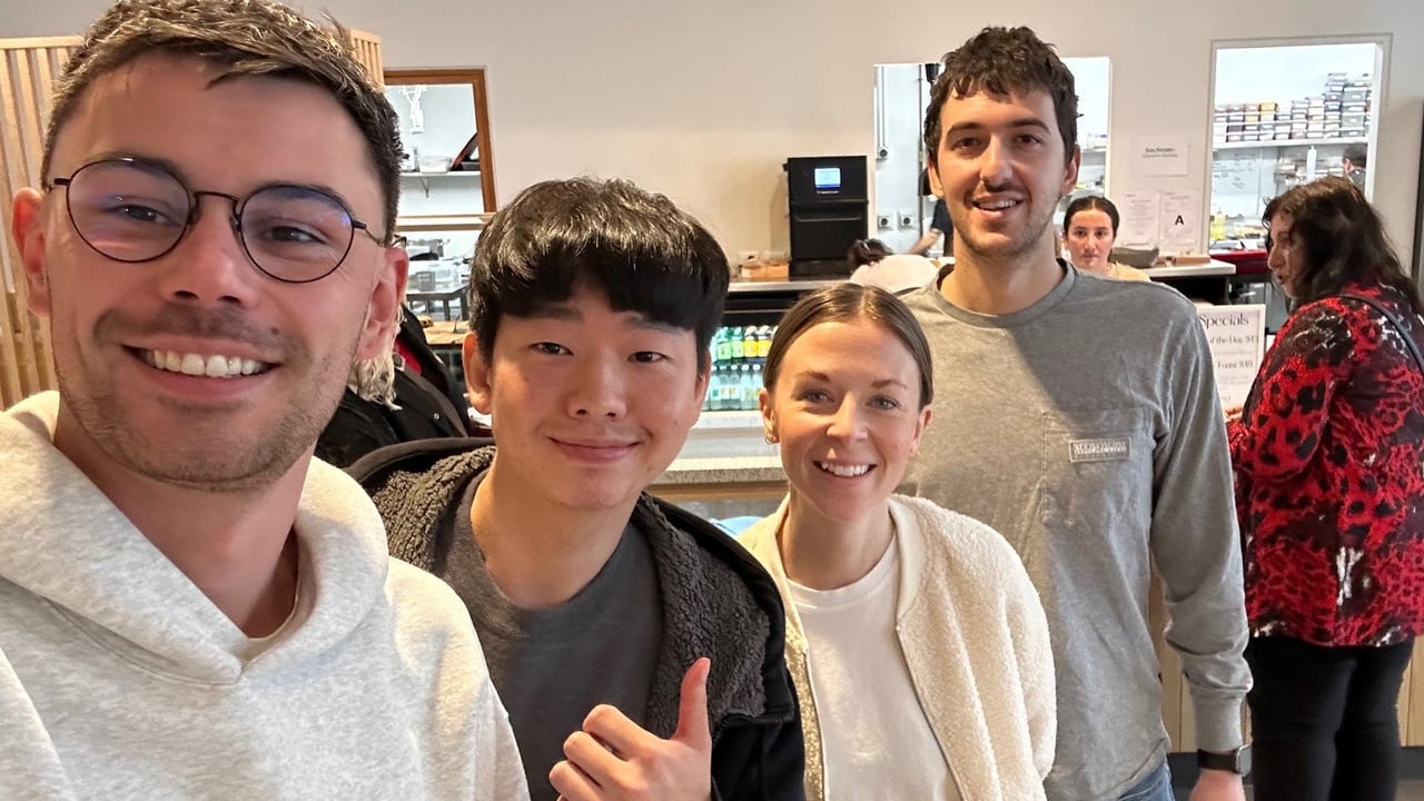 Malin Andersson och Georgios Pavlogiannis p&aring; doktorandutbyte i Nya Zeeland