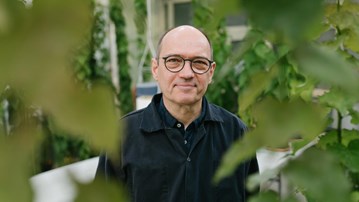 Johannes MessingerProfessor vid Institutionen för fysiologisk botanikEnhet: Umeå Plant Science Centre - UmU