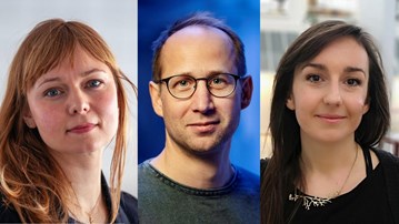 Tre personer tittar in i kameran.