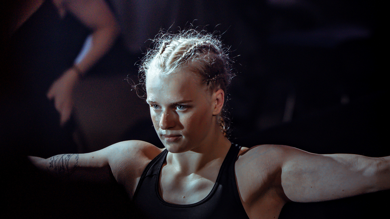 Emma Schiöler, under en MMA match i Battle of Botnia