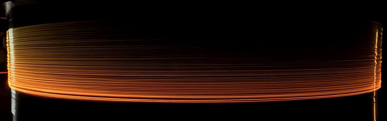 Hollow core fiber på en rulle