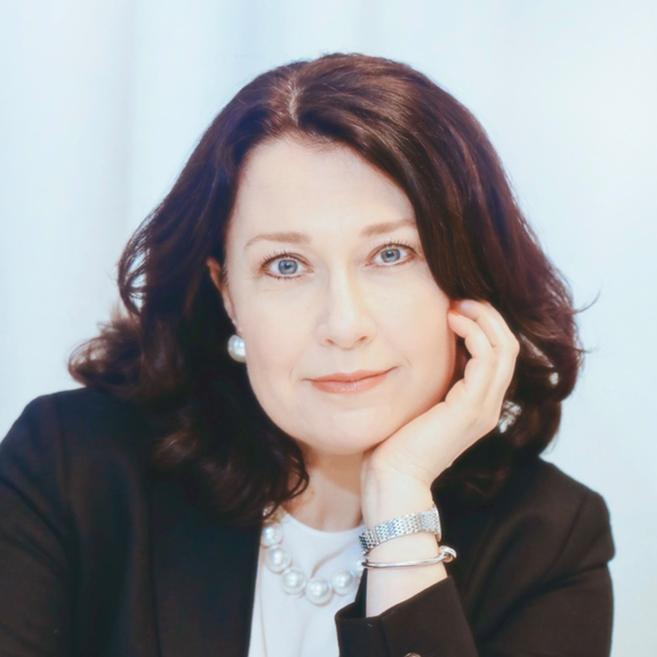 Porträttbild av alumn Emma Fällman