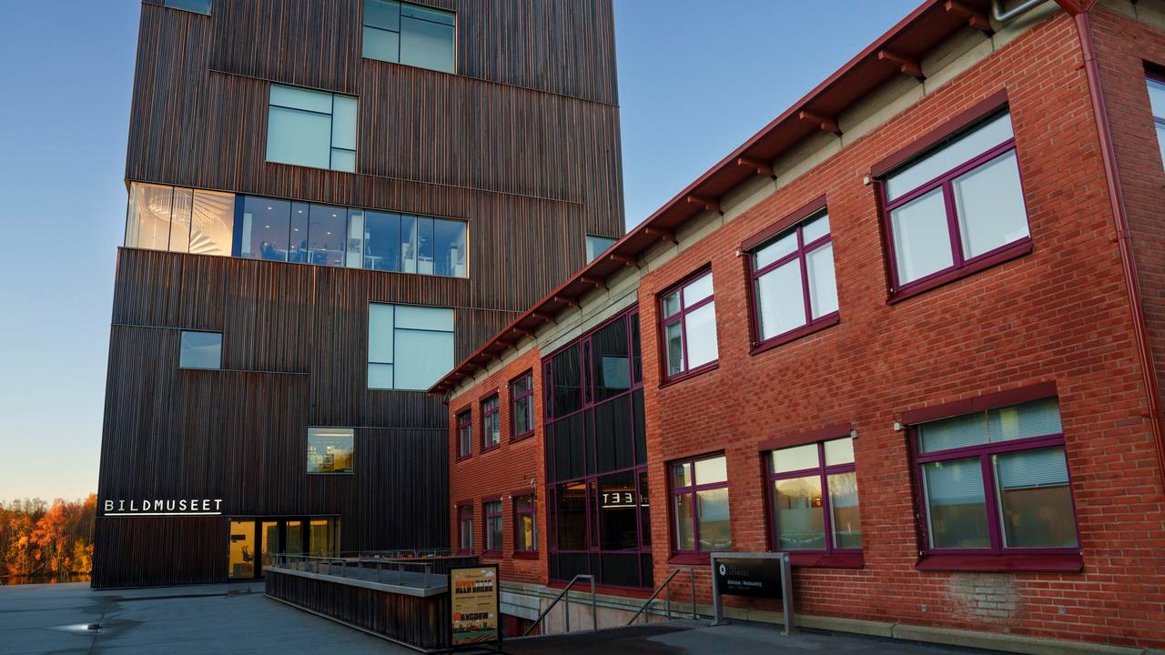 Entrance to Bildmuseet.