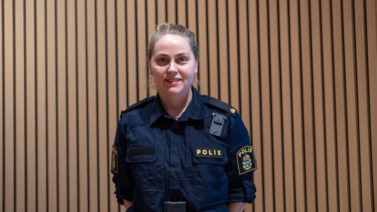 Lisa Dahlkvist &auml;r alumn vid Polisprogrammet i Ume&aring;