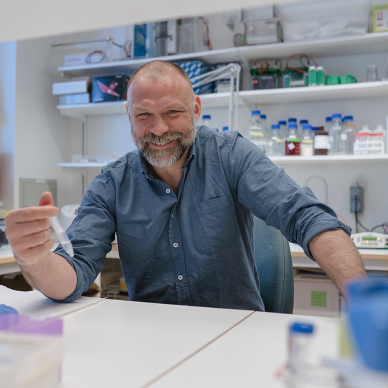 professorsbilder &aring;rsh&ouml;gtiden  Johan Holmberg