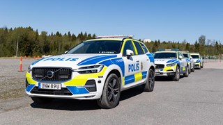 Polisstudenterna övar på lågfarsmanövrering