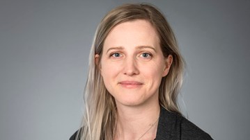Porträtt på Annika Nordstrand, anknuten till Enheten för forskningsstöd och samverkan, Umeå universitet.