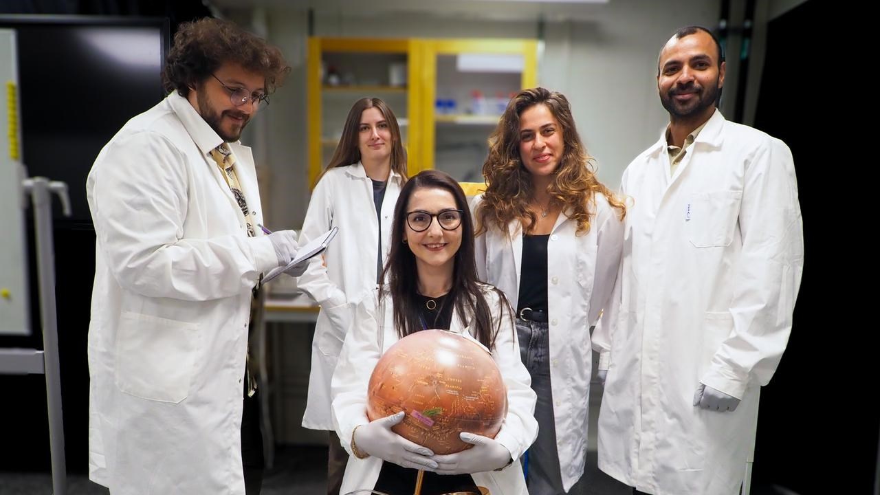 Postdoc  Alef dos Santos, student assistant Frida Folkesson Ragnebrandt, PhD student Zoe Asimaki, postdoc Surendra Vikram Singh, and group leader Merve Yeşilbaş