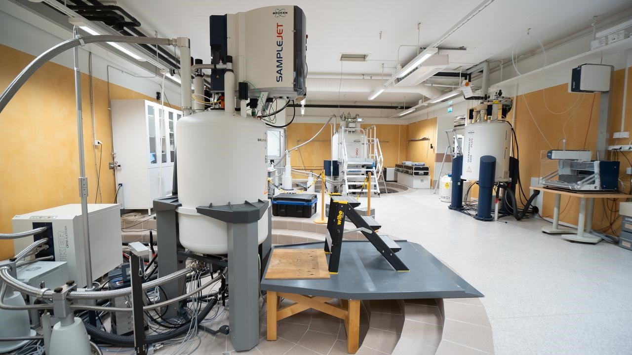 Instrument vid NMR-plattformen