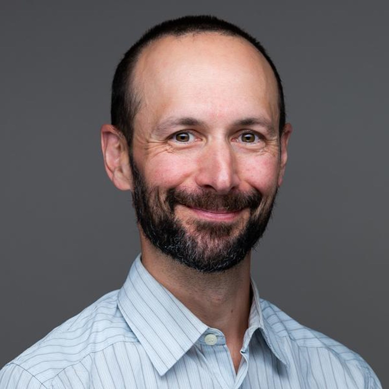 Jonatan Salzer, docent i neurovetenskap vid Institutionen för klinisk vetenskap.