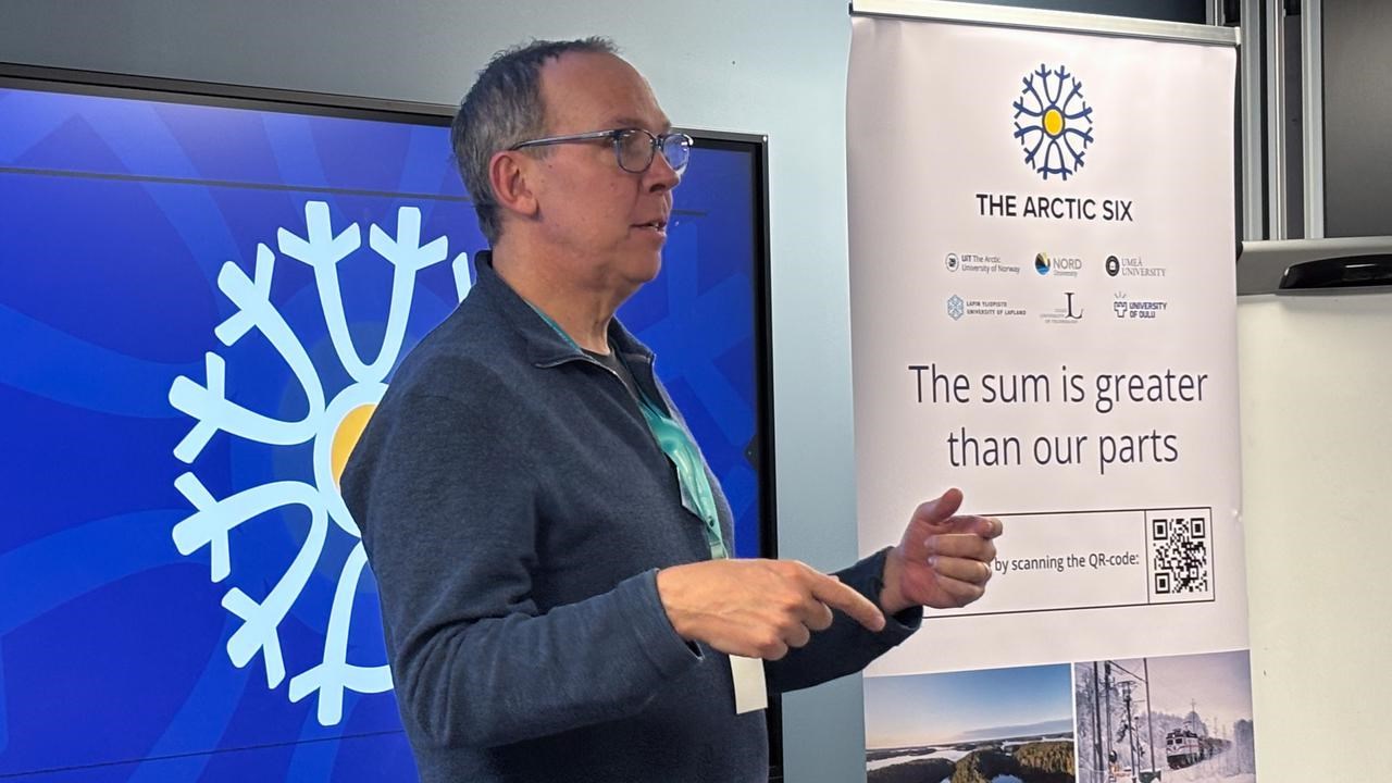 Keith Larson, f&ouml;rest&aring;ndare f&ouml;r Arktiskt centrum vid Ume&aring; universitet och ledare f&ouml;r Arctic Six Research Working Group