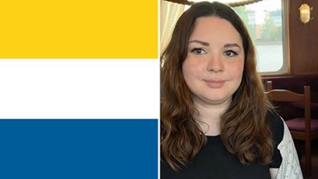 Tornedalsflaggan till vänster, porträttbild på Nina Kostet till höger.