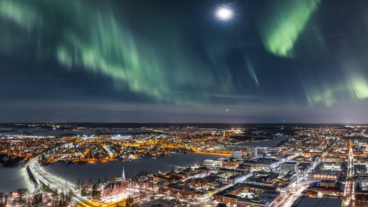 Aurora Borealis in the center city of Umeå in northern Sweden