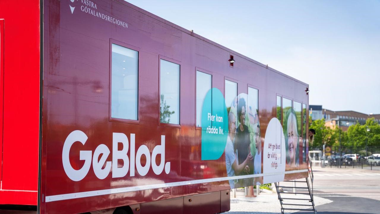 Blodbussen p&aring; campus Ume&aring;