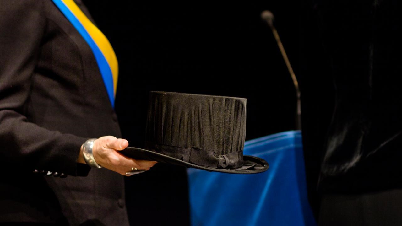 Bild på doktorshatt