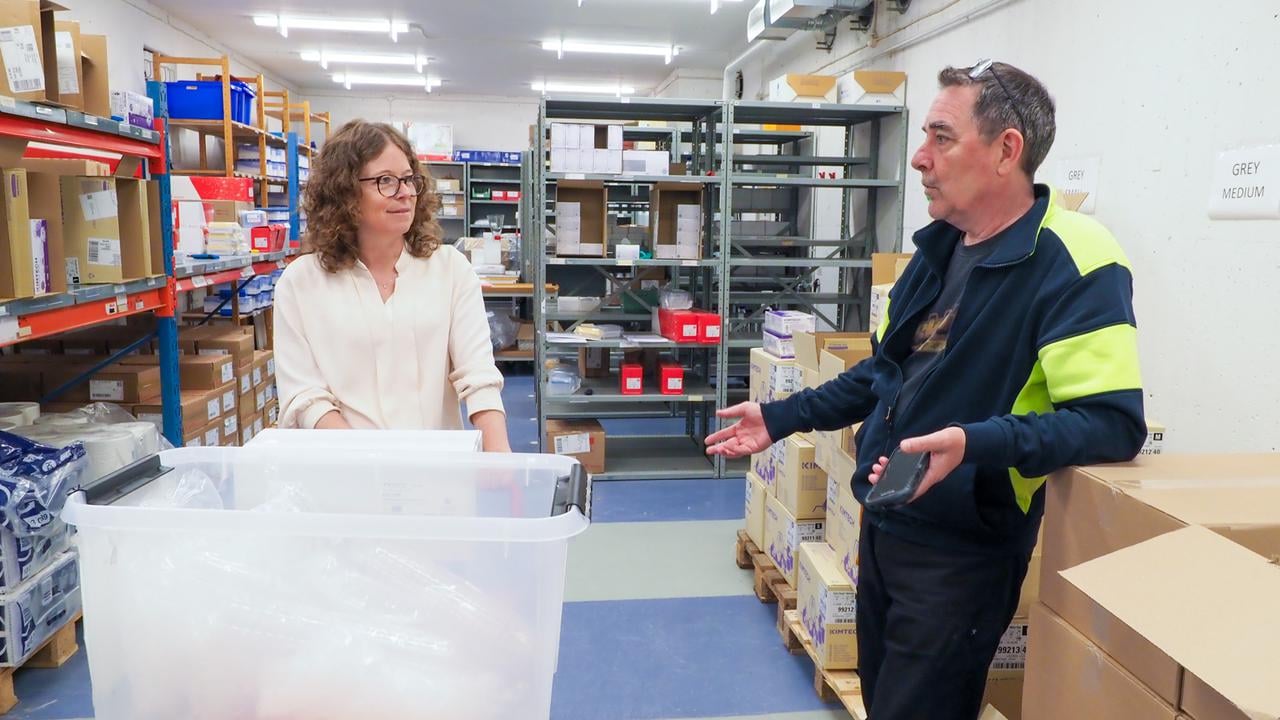 Boris Jonsson and Jeanette Blomberg in Chem Shop