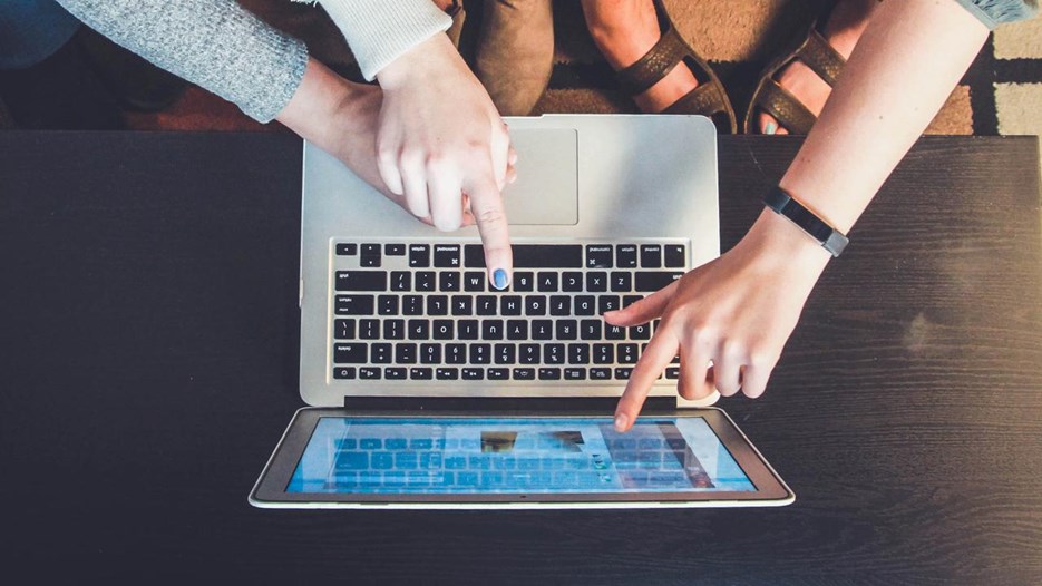 Film: Hela seminariet filmades och finns nu tillgängligt online.