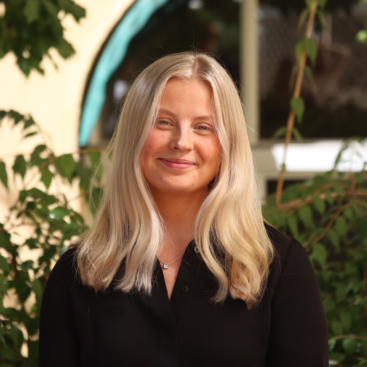 Porträtt på Julia Servin
