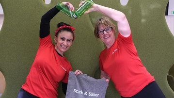 Maria Wåhlin och Sofia Edeljung arbetar med programmet Stark och säker