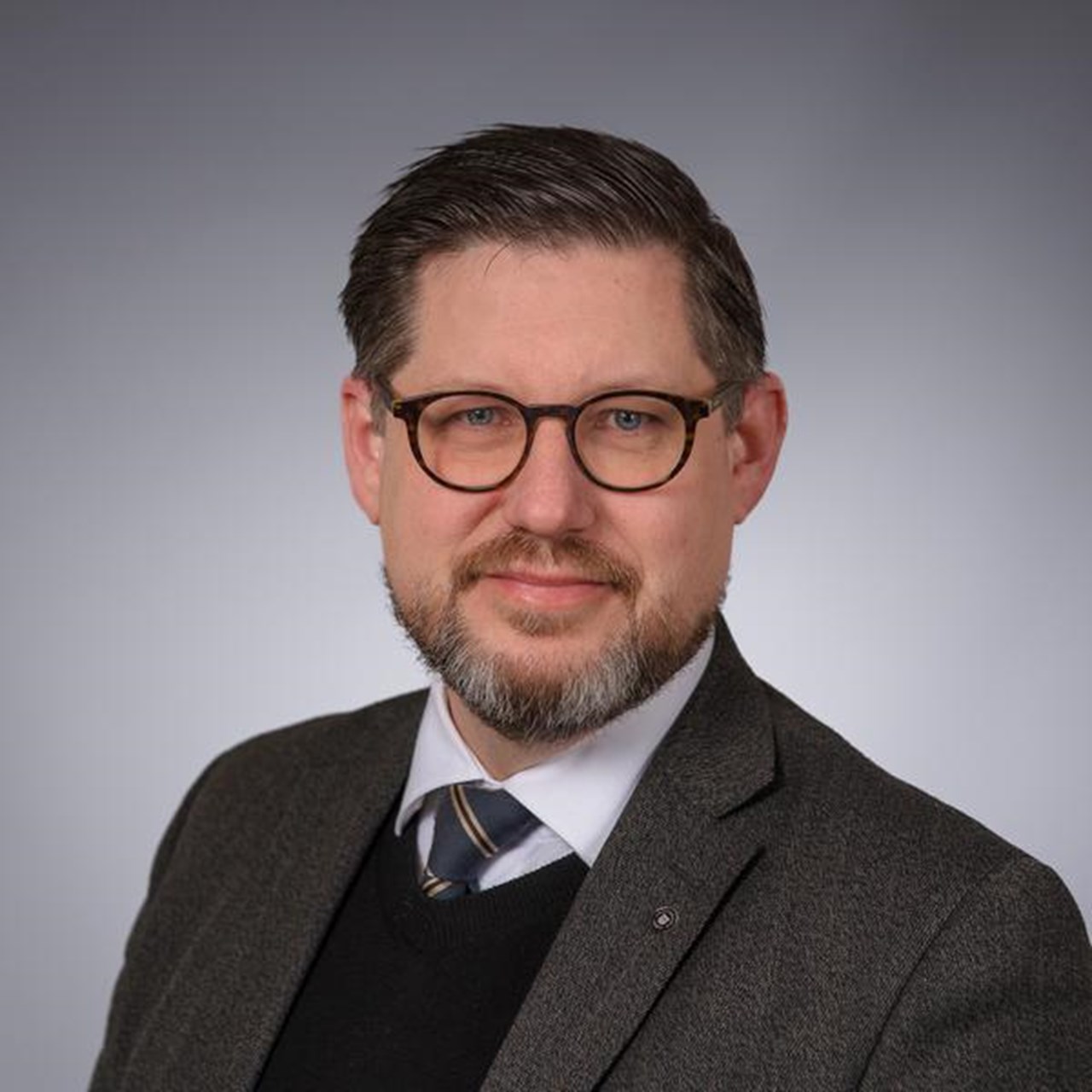 Studioportr&auml;tt Peter Lexelius, projektsamordnare vid International Office (IO)