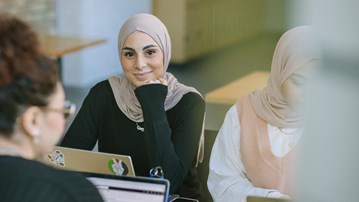 Umeå Universitet, Naturvetarhuset. Studenter pluggar.