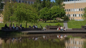 Umeå universitets campus vårbild