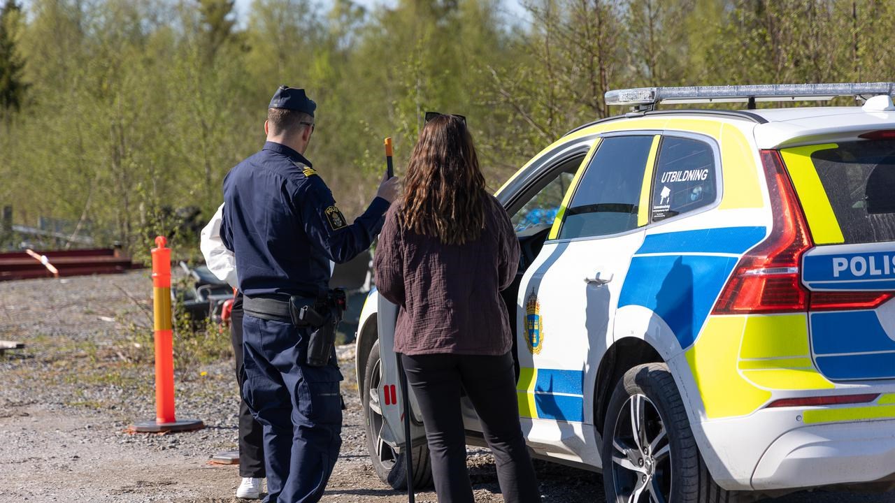 Polisstudenterna &ouml;var p&aring; l&aring;gfarsman&ouml;vrering