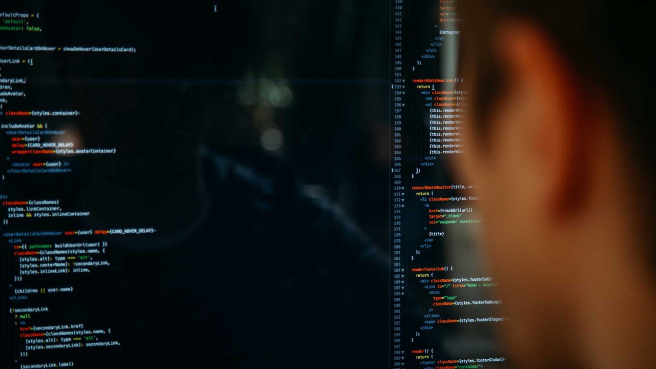 Systemutveckling vid datorskärm