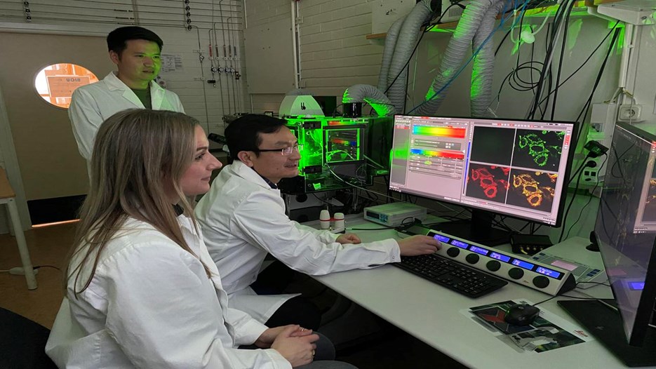 Go to page From Controlling Neurons with Light to Programming Living Cells