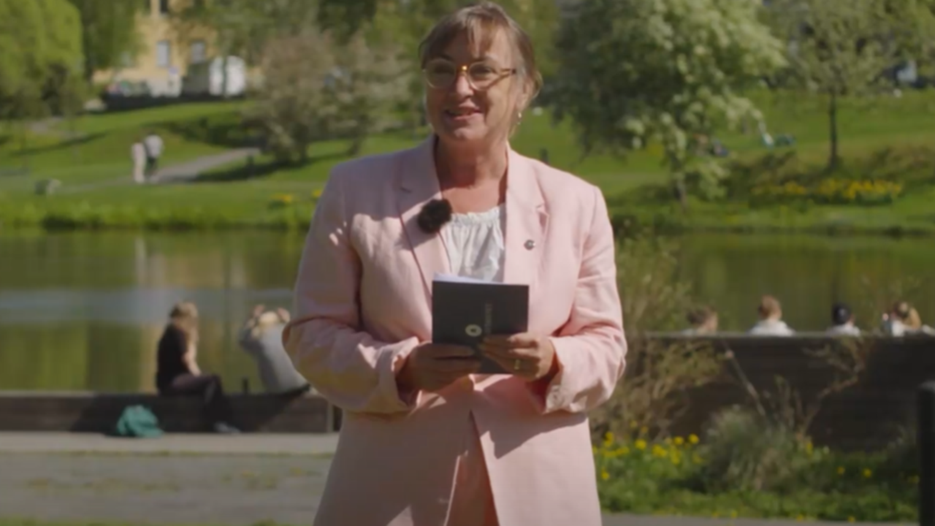 Film: Glad sommar önskar rektor Tora Holmberg