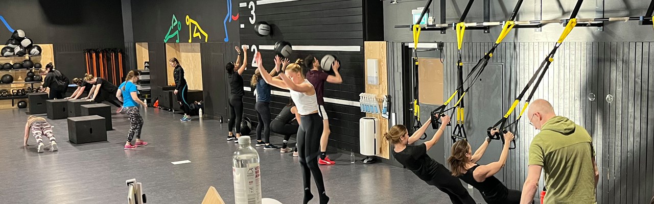 Människor som tränar