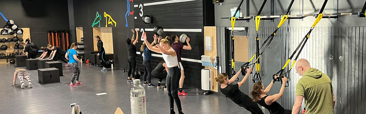 Människor som tränar