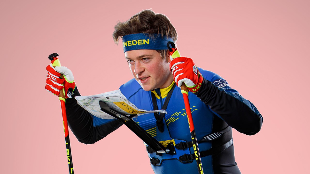 Jonatan Ståhl kombinerar studier vid Umeå universitet med en elitidrottssatsning i skidorientering.