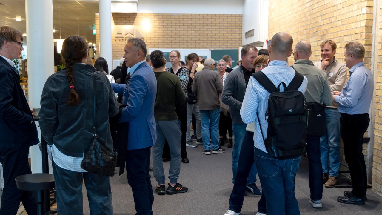 Mingel på evenemang
