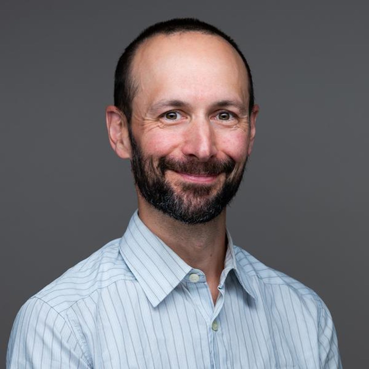 Jonatan Salzer, docent i neurovetenskap vid Institutionen för klinisk vetenskap.