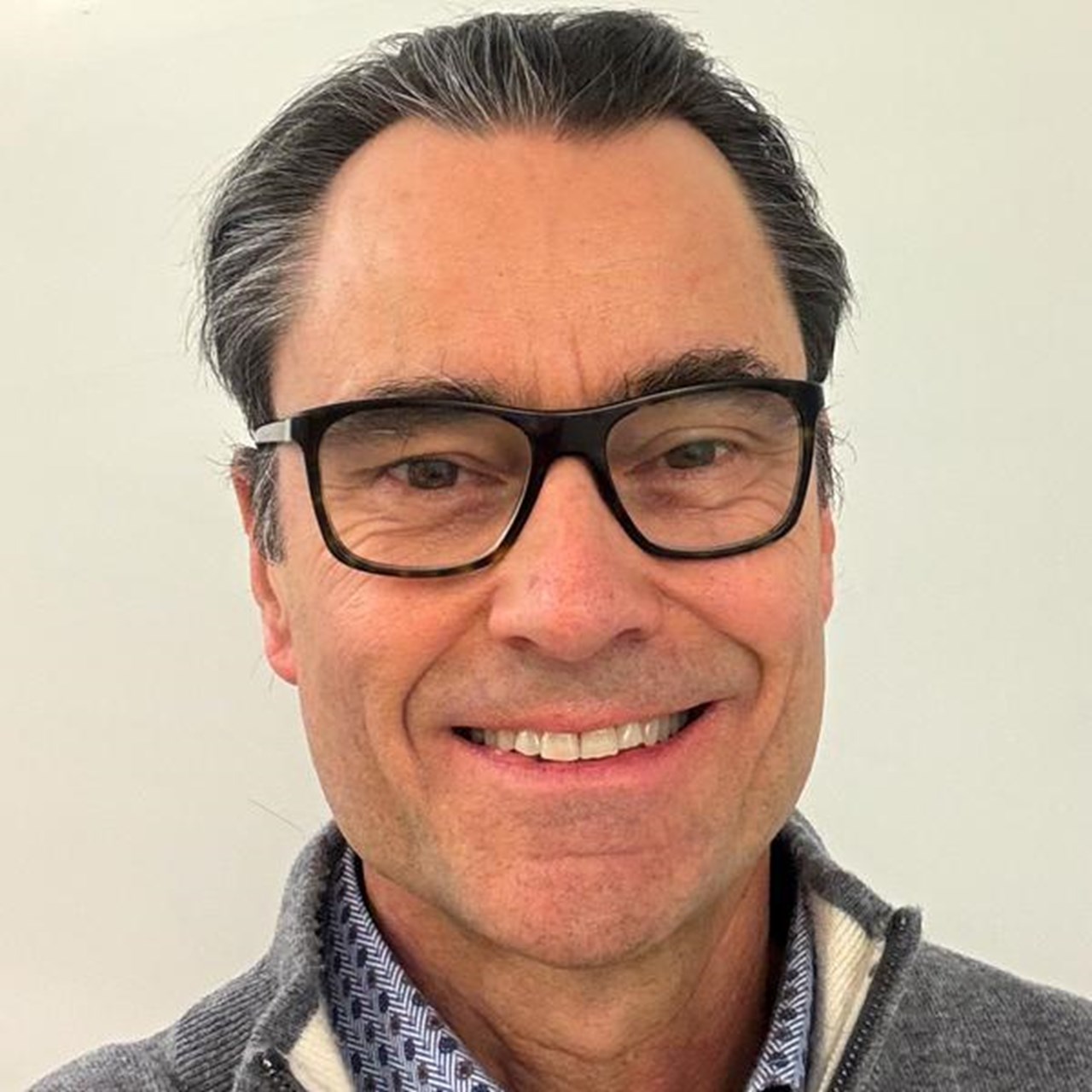 Porträttbild på Magnus Sjögren.