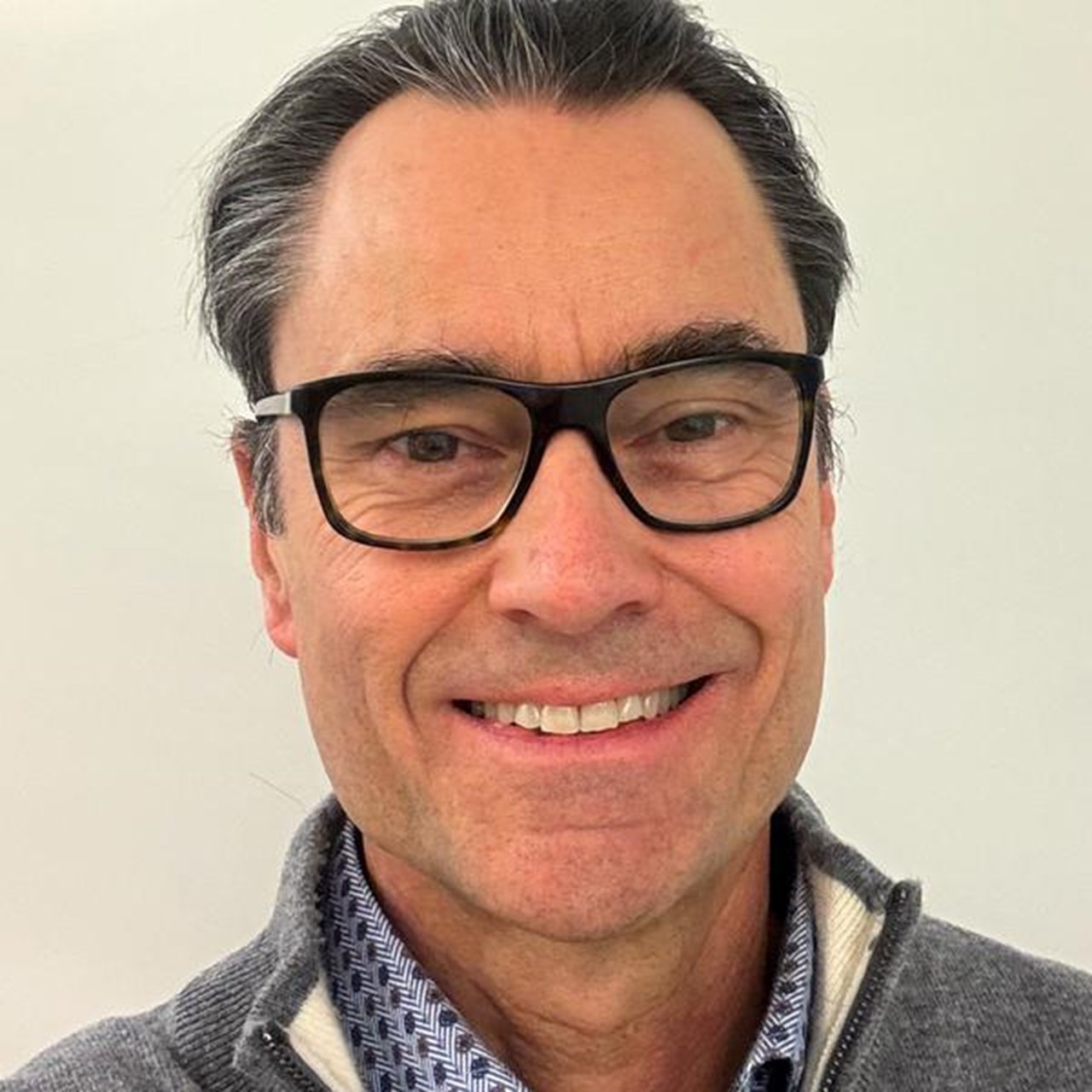 Porträttbild på Magnus Sjögren.